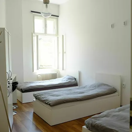 Lovecroatia - 'pax Nest' Hostel *