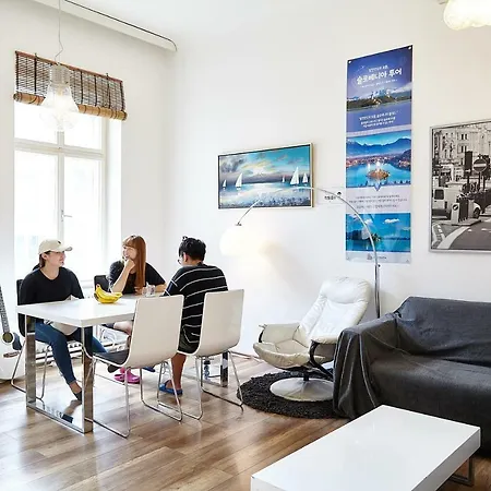 Lovecroatia - 'pax Nest' Hostel