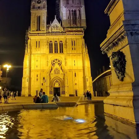 Lovecroatia - 'pax Nest' * Zagreb